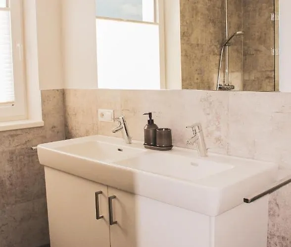 Theview Apartment Fuegen