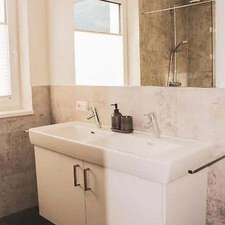 Theview Apartman Fügen